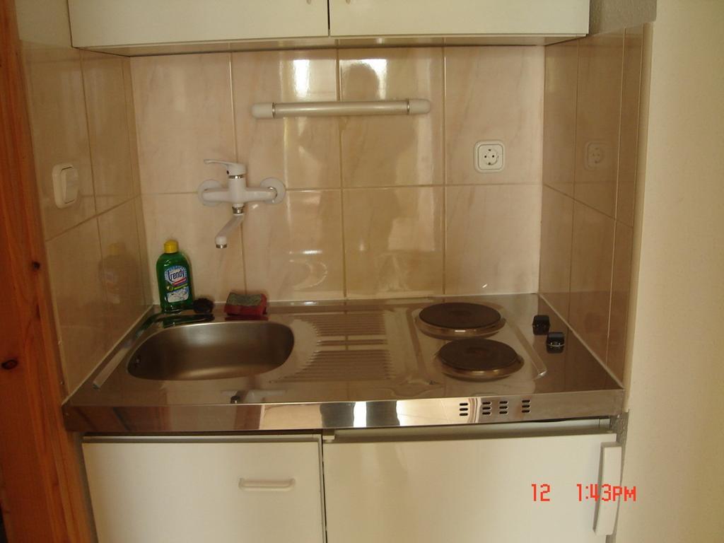 Klassz Apartmanhaz Apartment Balatonfüred Стая снимка